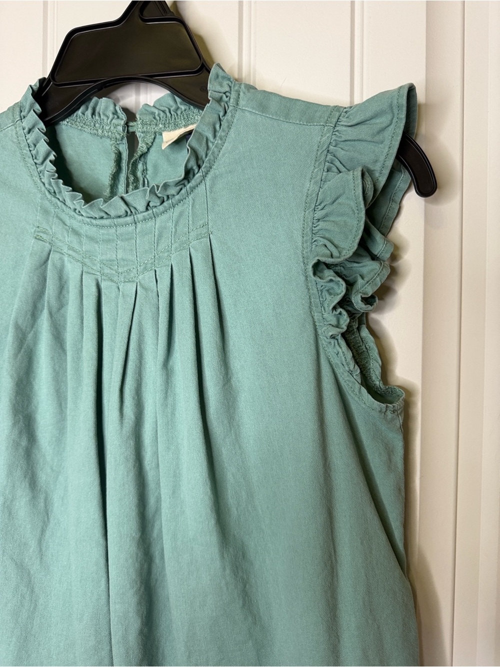 Universal Thread Women’s Ruffle Shoulder Top XS - Picture 3 of 6